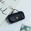Nova Bolsa com Pingente de Couro PU da Huayang Pode Ser Decorada e Personalizada, Acessório de Bolsa para Fones de Ouvido, Pingente de Joia Conveniente e Peças de Acessório