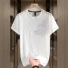 Camiseta de Manga Corta para Hombre, Estilo Delgado de Verano, Nueva Moda Coreana 2026, Sensación Fresca de Seda de Hielo, Ropa Juvenil para Hombre, Manga Media con Pedrería