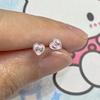 Pendientes Pequeños de Lazo de Amor con Goteo de Aceite Rosa Diseño de Nicho Femenino Sentido de Alta Gama Personalizados Simples Pendientes de Lujo Ligero