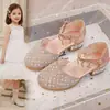 Sandálias Infantis, Saltos Altos, Sapatos de Princesa, Sapatos de Cristal para Meninas, Sapatos de Salto Único, Sapatos de Performance com Pérolas e Strass