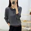 Suéter gris de punto trenzado con cuello para mujer, nuevo estilo otoño e invierno, con botones de contraste, top casual, suéter básico moderno y elegante