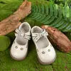 Zapatos de Princesa para Bebé Dama Flor 2024 Primavera/Verano Nuevo Estilo Zapatos de Cuero para Niñas Venta al por Mayor Comercio Exterior Zapatos de Cuero para Niños Suela Suave Modernos