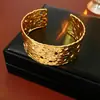 Pulsera Abierta de Pliegues Anchos Hueca Transfronteriza, Moda Europea y Americana, Pulsera Versátil Única, Joyería de Nicho Estilo Minimalista para Mujeres