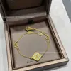 Pulsera Buccellari Ópera Oro Rosa 18K Madreperla Blanca Ágata Trébol de Cuatro Hojas Cadena para Clavícula Regalo para Mejor Amiga
