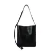 Bolsa de ombro feminina estilo retrô, nova coleção 2026, design moderno de outono, exala uma vibe sofisticada e elegante, apresentando um design de bolsa saco de grande capacidade