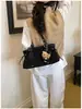 Bolso de gamuza para mujer, nuevo modelo de otoño 2026, bolso tote vintage de alta calidad para el día a día, bolso de hombro de gran capacidad