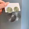 Pendientes de borlas redondos con bloques de color y aguja anti-plata Diseño exagerado europeo y americano Tachuelas de oreja Pendientes de moda con temperamento nicho Venta al por mayor