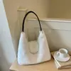 Bolsa de Pelo de Pelúcia Feminina 2026 Nova Moda Popular de Outono Versátil Bolsa Tote para o Dia a Dia Bolsa de Ombro de Grande Capacidade