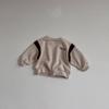Ropa infantil de estilo coreano 23 otoño bebé niños y niñas bebé bebé estilo occidental costuras suéter estilo coreano bebé manga larga camiseta estilo occidental