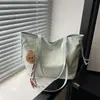 Bolso Tote de Hombro Simple para Mujer de Color Sólido, Gran Capacidad, Nuevo Verano 2025, Casual, Textura, Trabajo con Colgante, Viajero, Sencillo