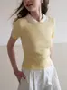 EGKA top de punto corto de manga corta con cuello de muñeca de punto trenzado en color de contraste para mujer, verano, corto, ajustado, favorecedor, hombro normal, ropa dulce