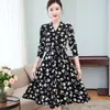 Vestido floral de manga comprida plus size para primavera e outono novo vestido feminino com cintura vestido floral peça externa