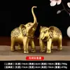Auspicioso e auspicioso artesanato de elefante de bronze na cor cobre para decoração de casa na sala de estar ou hall de entrada