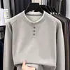Sudadera de hombre con tapeta falsa de lana y seda, nuevo modelo otoño 2026, cuello redondo, manga larga casual, camiseta de hombre