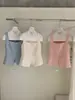WGWE9508 Guangzhou Treze Hong Roupas Femininas 2026 Verão Novo Tamanho Pequeno Peça Externa Decote Quadrado Slim Fit Regata
