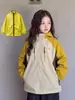 Chaqueta Cortavientos Infantil Primavera/Otoño 2026 Nueva Moda Ropa Infantil para Niños Mayores Abrigo de Otoño para Niñas Resistente al Viento Exterior Soft Shell