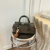 Bolso de mano para mujer estilo comercio exterior, retro, con acabado mate, perfecto para otoño, con una estética europea y americana única, que irradia un ambiente sofisticado y de alta gama, adecuado como bolso de hombro o bolso cruzado.
