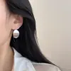 Pendientes Minimalistas de Disco Metálico Geométrico Irregular, Estilo Europeo y Americano, Modernos, Lujo Ligero, Accesorios para Orejas Simples y Exquisitos, Ganchos para Orejas