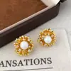 Exquisitos e Versáteis, Luxo Leve e High-End Coleção de Brincos Fogos de Artifício de Pérola, Brincos Modernos, Simples, Estilosos e com Design Único