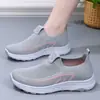 Nuevos Zapatos Casuales de Primavera y Otoño para Mujer, Cómodos, sin Cordones, Antideslizantes, Transpirables, de Suela Plana, Versátiles para Madres de Edad Media y Mayores