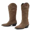 Botas vaqueras de tacón alto de comercio exterior para otoño e invierno, botas de caña alta transfronterizas, botas ligeras de un solo color para mujer, tacón cuadrado, versátiles, calzado de talla grande