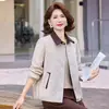 Abrigo corto de otoño para madre, chaqueta casual elegante para mujeres de mediana edad y mayores, nueva chaqueta de moda de primavera y otoño