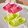 Novas Sandálias de Verão Femininas para Casa Antiderrapantes Desodorantes Eva Domésticas Banheiro Interno Chuveiro Calçados Externos Sandálias para Pés Sem Cheiro