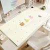 Alfombrilla de ratón calefactable de color crema, calentador de escritorio extragrande, diseño elegante para chicas, adecuada para escritorios de computadora de oficina, proporciona calor para las manos en invierno