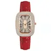 Relógio quadrado pequeno Gypsophila feminino estilo quente transmissão ao vivo luxo leve todo em diamante estilo inglês pulseira de couro cor de ovo de pombo relógio verde pequeno atacado