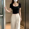 Camiseta de Manga Corta con Cuello Cuadrado para Mujer, Nuevo Estilo de Verano, Ajustada, Sexy, Corta, que Muestra el Ombligo, Pura Tentación, Top de Moda con Hombro Normal