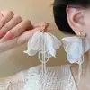 Brincos de Flor com Franja Estilo Resort à Beira-Mar para Mulheres Brincos de Tarraxa com Pedras Preciosas Atmosféricos Estilo Fada 2026 Nova Joia de Orelha com Sensação de Alto Padrão