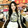 Moda de comércio exterior transfronteiriço versátil malha elegante estampa floral manga longa camiseta para mulheres de meia-idade e idosas
