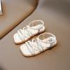 2026 Novos Sapatos Infantis Verão Estilo Coreano Sandálias Slip-On Fashionáveis Versáteis Sapatos de Bebê Meninas Solado Macio Sapatos de Praia Tendência