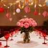 Colgante de Corazón para el Día de San Valentín 6cm7cm Forma de Corazón Cuadros Rojos y Blancos Bola de Espuma Decoración de Propuesta de Matrimonio Bola de Tela Colgante