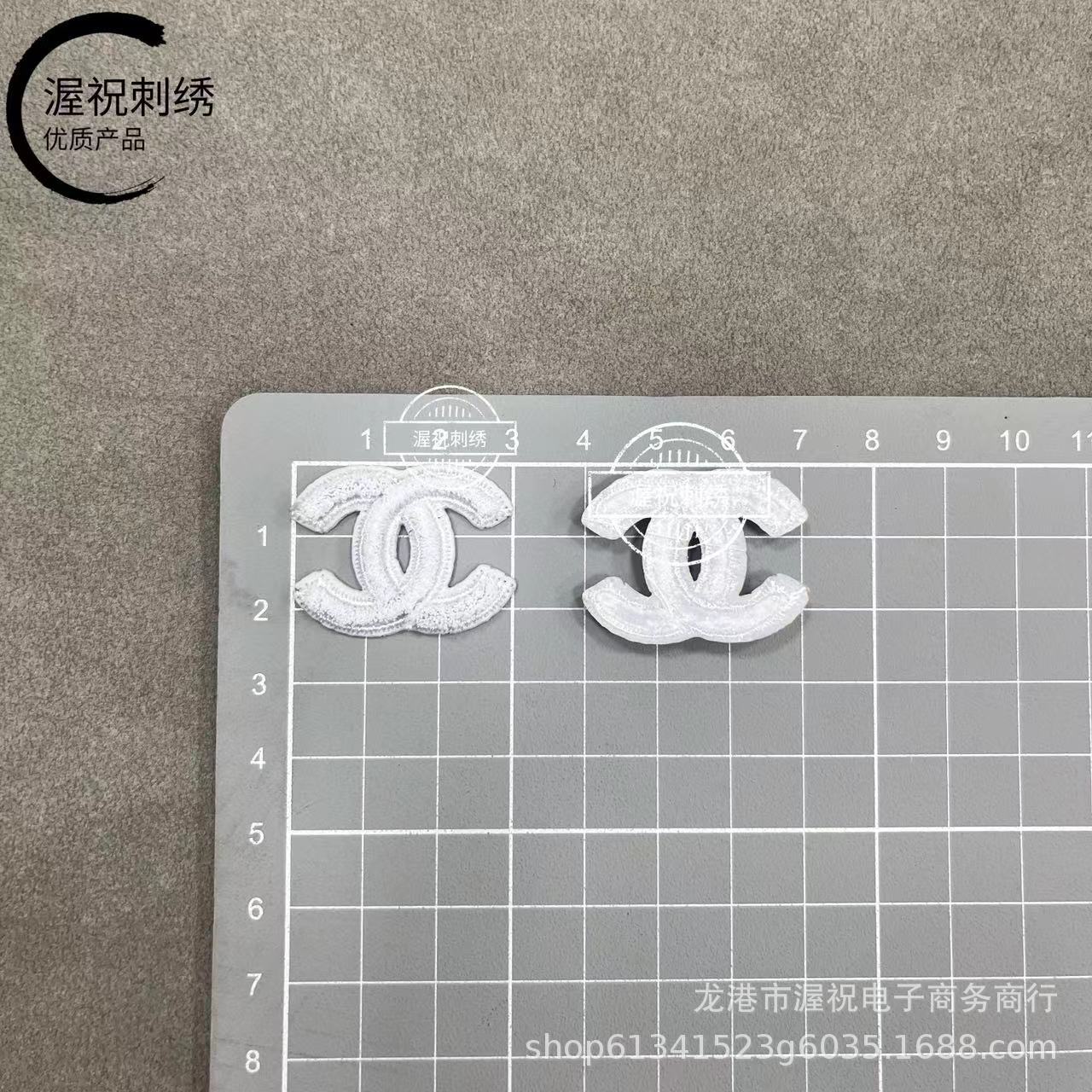 布贴刺绣款双C WZ-BTCXSC003