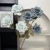 Flores artificiales, rosa Manta de 3 cabezas, para decoraciones de techo de salón de bodas, arreglos de pasillo, flores de seda y ambientación de escenas de hotel