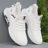 Zapatos Deportivos Blancos de Malla Transpirable Estilo Nuevo de Verano Estilo Coreano Ligeros Casuales Suela Suave Antideslizantes y Antiolor Zapatos para Correr
