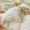 Nueva cama de algodón de clase A para madres e hijos de 120 grados, juego de cuatro piezas para el hogar, juego de tres piezas para dormitorio de estudiantes con diseño floral, venta al por mayor