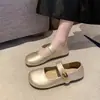Sapatos baixos femininos 2026 novo estilo de verão, adequados para combinar com saias, mocassins de sola macia, sapatos Mary Jane femininos franceses, sapatos pequenos de couro da moda