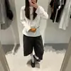 ¡Guangzhou Trece Líneas SUM* Hogar! Camiseta de Manga Larga con Cuello Redondo y Estampado de Letras Estilo Perezoso Otoño/Invierno 2026 para Mujer