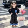 Conjunto de Moletom com Capuz e Bolsos para Meninas Primavera e Outono 2026 Novo Casual Estilo Coreano Estampa Completa Floral Calça de Moletom Wide-Leg Conjunto de Duas Peças