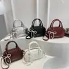 Bolsa Satchel Feminina Cor Sólida 2025 Grande Capacidade Bolsa Transversal Almofada Casual Verão Nova Textura Couro Retro Cera de Óleo
