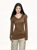 Camiseta feminina de manga longa com gola V e ombros normais, novo estilo primavera e outono, caimento justo, valoriza a silhueta, hot girl, top quente, camada base
