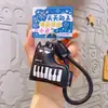 2026 Nuevo Estilo Colgante de Violín de Cuero de PU Llavero Colgante Decorativo para Bolso Regalo de Graduación Llavero de Pareja