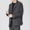 Blazer casual de primavera y otoño para hombre, top DK de corte holgado, moderno y versátil estilo coreano, elegante y genial conjunto de traje pequeño