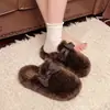 Faixa de Cabelo Fofa com Estampa de Leopardo Pantufas de Pelo Roupa Feminina para Exterior 2026 Estilo Coreano Novo Outono/Inverno Solado Grosso Laço Pantufas de Algodão da Moda