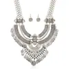 Directo de fábrica moda moneda estilo retro media luna borla cadena gruesa collar corto para clavícula en stock