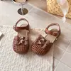 Sandalias Trenzadas para Niñas con Diadema 2026 Verano Nuevo Estilo Coreano Lunares Lazo Suela Suave Antideslizantes Zapatos de Princesa para Niños