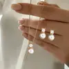 Colar Pingente Joia Europeu e Americano Novo Estilo Transfronteiriço com Design Elegante, Brincos de Luxo Leve, Conjunto de Joias com Pérolas de Imitação