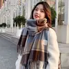 Cachecol Xadrez Vermelho de Natal para Mulheres no Outono e Inverno Estilo Coreano Imitação de Caxemira Luxo Acessível Alta Qualidade Cachecol Xale Quente